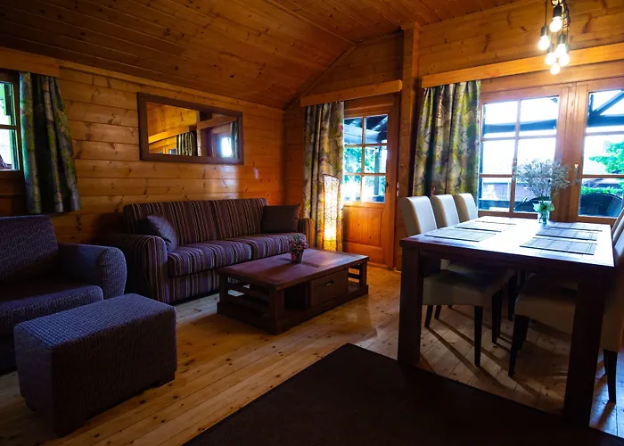 Hotell Petnehazy