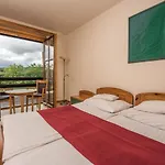 Hotel Petneházy