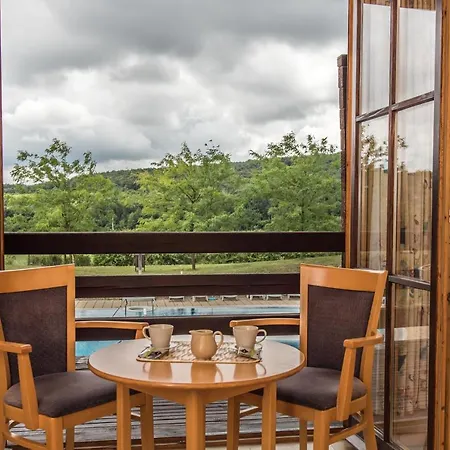 Hotel Petnehazy
